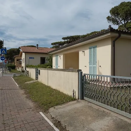 Villetta Lorenza Holiday home *