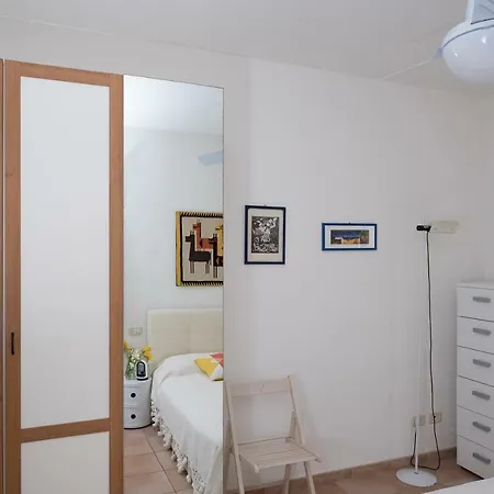 Villetta Lorenza בית נופש מרינה די גרוסטו
